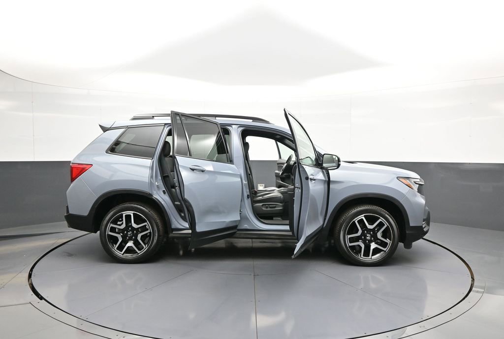 Certified 2023 Honda Passport Elite image 42