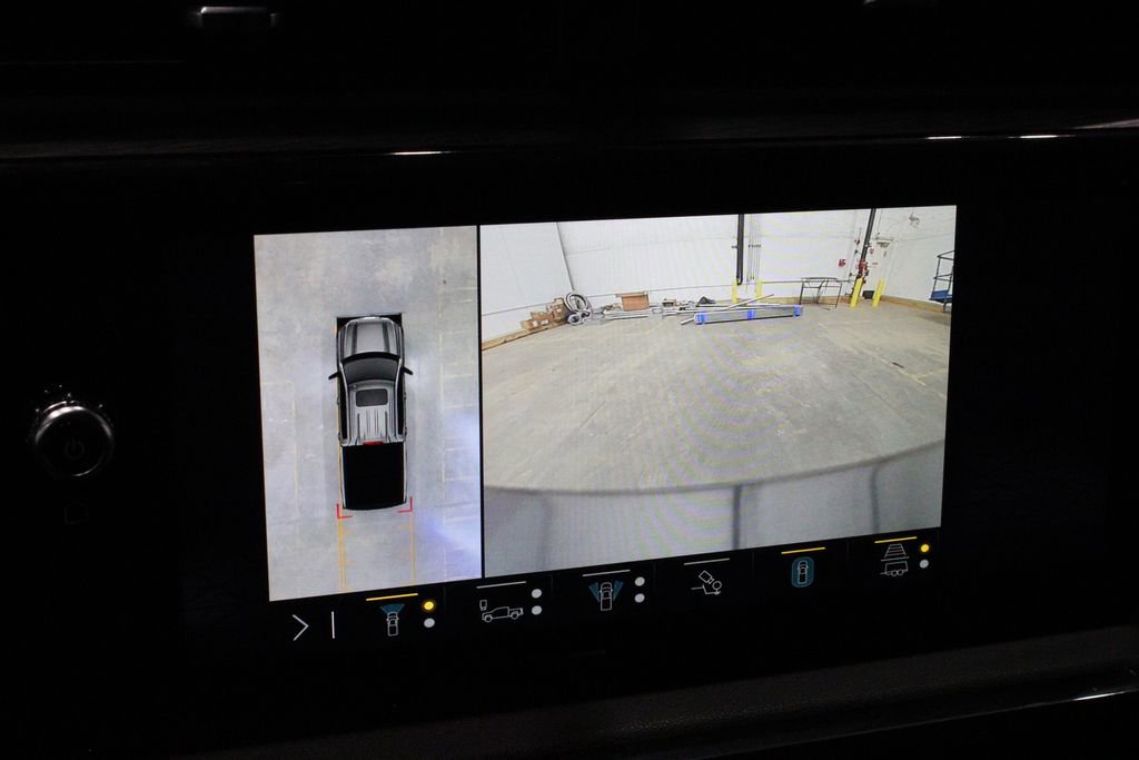 Used 2023 GMC Sierra 1500 AT4 w/ AT4 Preferred Package image 10