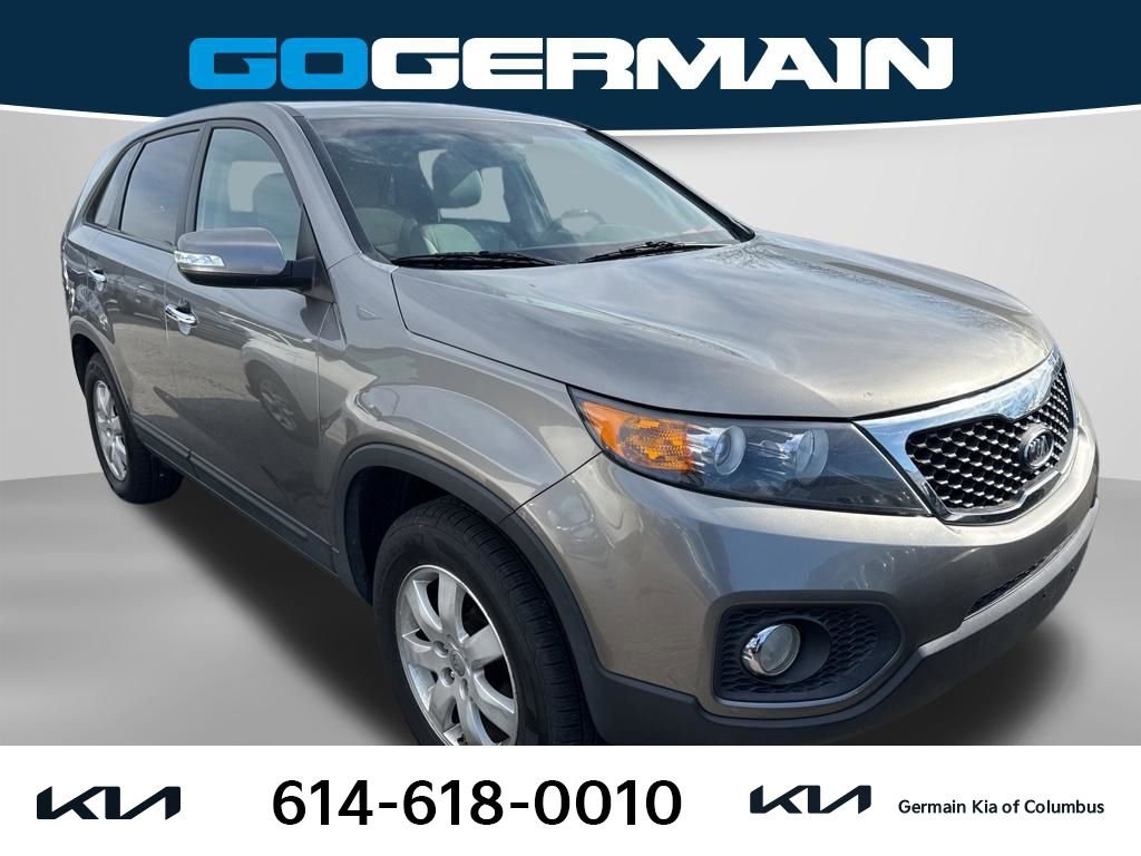 Used 2013 Kia Sorento LX w/ Third Row Pkg image 7