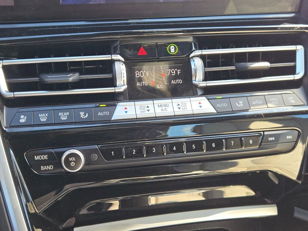 Used 2023 BMW 840i Gran Coupe xDrive w/ Comfort Seating Package image 28