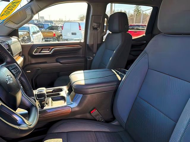 Used 2024 Chevrolet Silverado 1500 RST w/ Convenience Package II AWD/4WD image 15