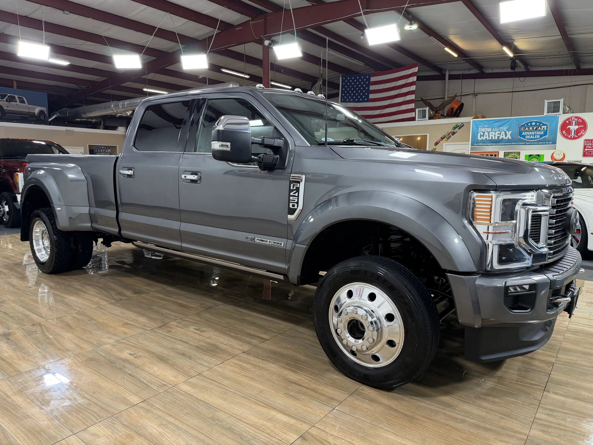 Used 2021 Ford F450 Platinum w/ FX4 Off-Road Package AWD/4WD image 3