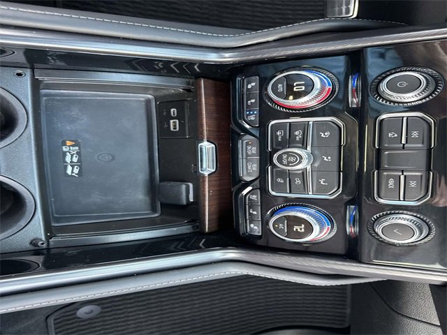 Used 2024 GMC Yukon Denali Ultimate image 26