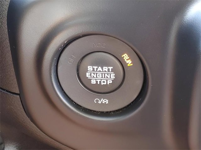 Used 2020 Jeep Wrangler Unlimited Sahara image 16