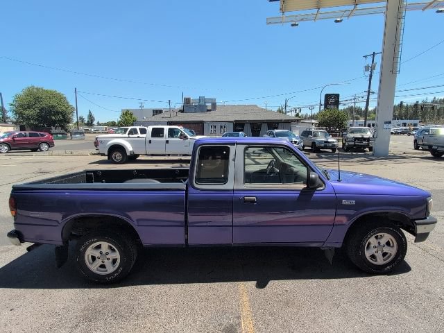 Used 1996 MAZDA B-Series Pickup 2WD Cab Plus B2300 image 4