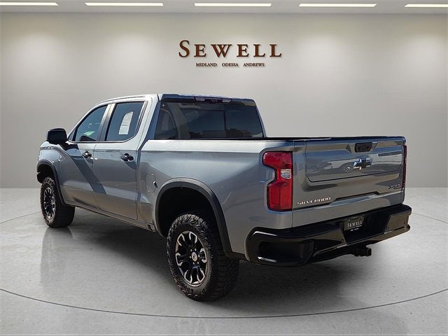 Used 2024 Chevrolet Silverado 1500 ZR2 w/ Technology Package image 3