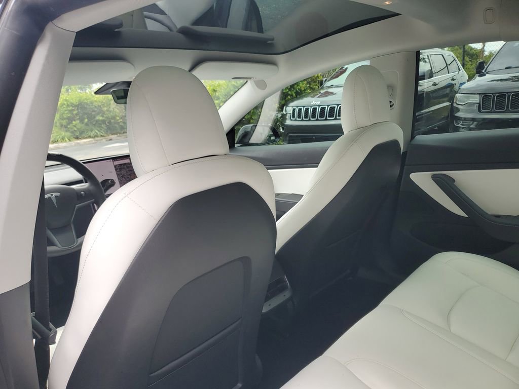 Used 2021 Tesla Model 3 Long Range AWD/4WD image 14