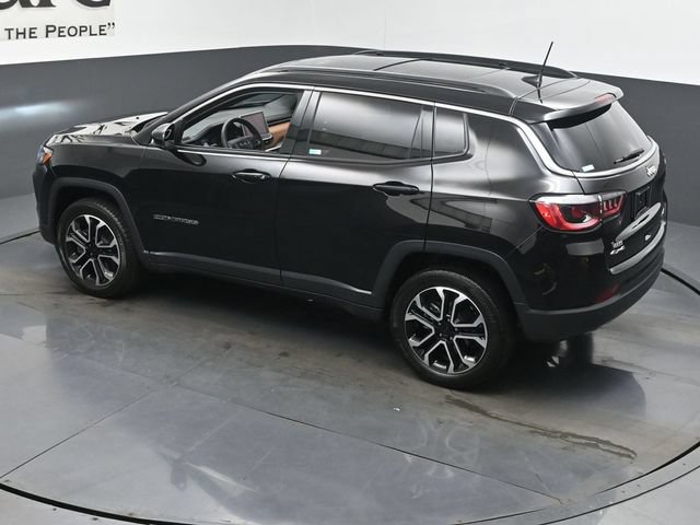 Used 2023 Jeep Compass Limited w/ Sun and Sound Group AWD/4WD image 42