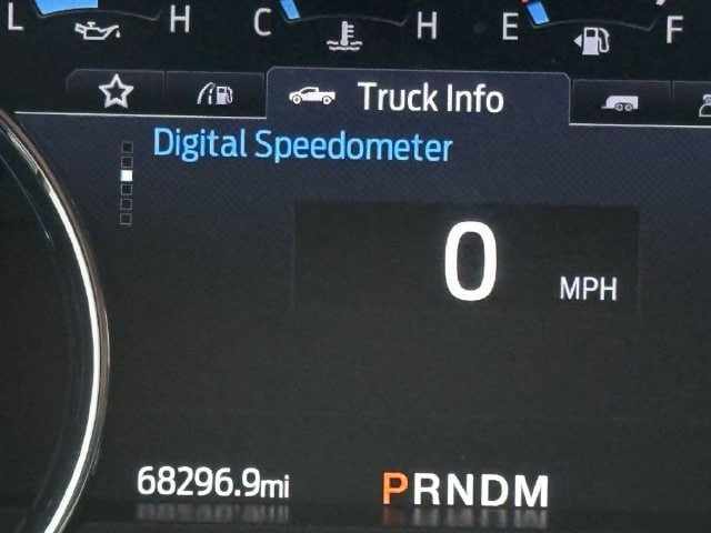 Used 2021 Ford F350 Platinum w/ FX4 Off-Road Package AWD/4WD image 18