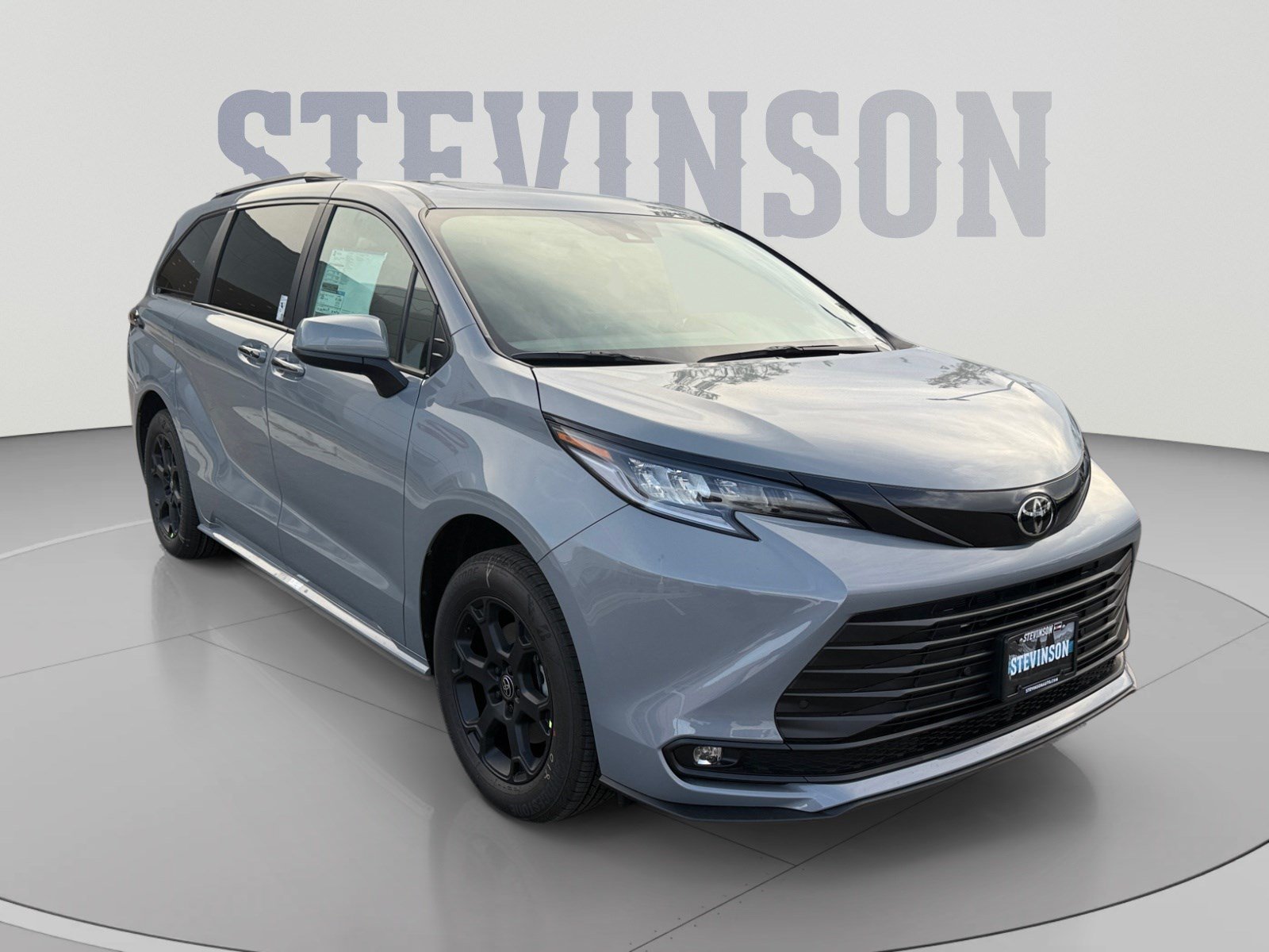 New 2026 Toyota Sienna XLE Woodland Edition AWD/4WD image 7