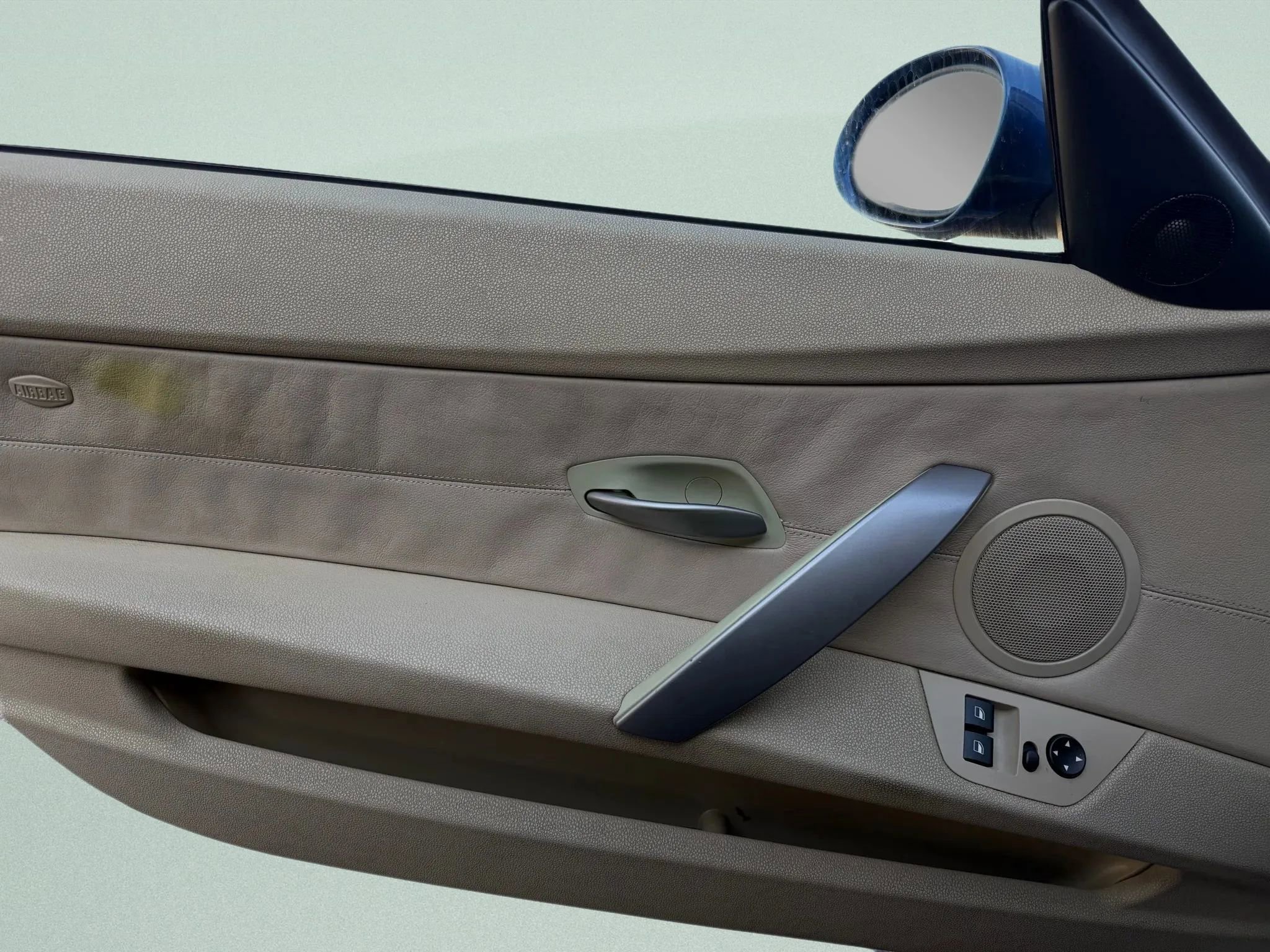 Used 2007 BMW Z4 3.0i image 23