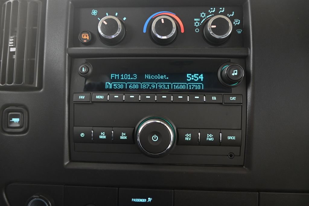 New 2026 Chevrolet Express 3500 image 25