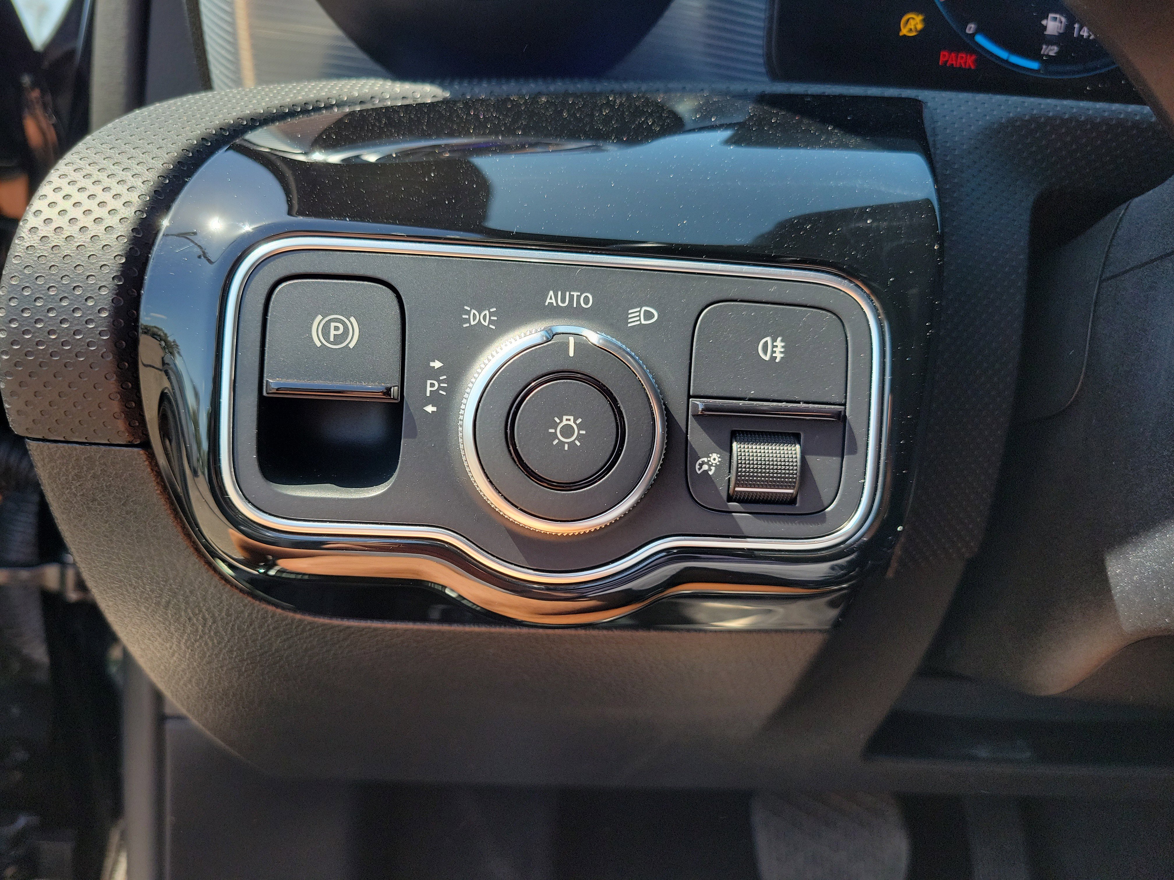 Certified 2022 Mercedes-Benz A 220 image 22