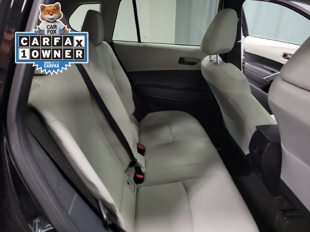 Used 2023 Toyota Corolla Cross LE w/ Moonroof Package AWD/4WD image 31