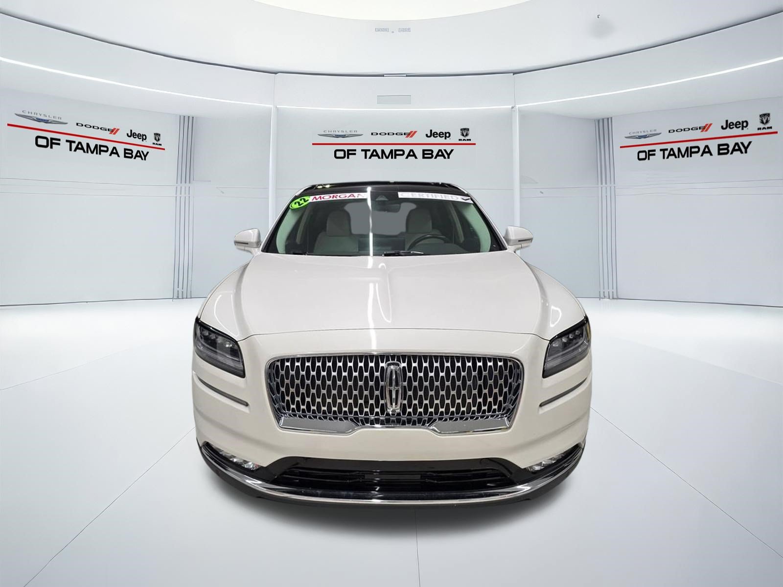 Used 2022 Lincoln Nautilus Black Label w/ Class II Trailer Tow Package AWD/4WD image 8