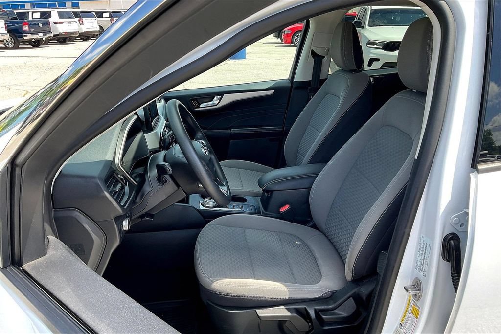 Used 2021 Ford Escape SE FWD image 23
