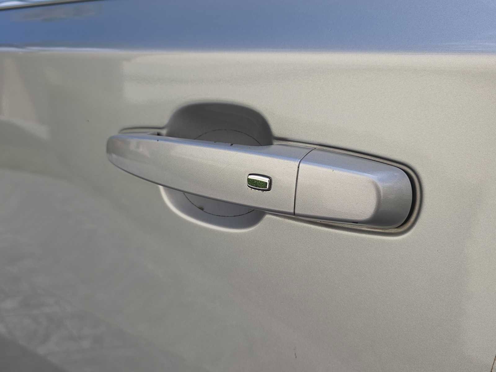 Used 2018 Chevrolet Traverse LT image 11