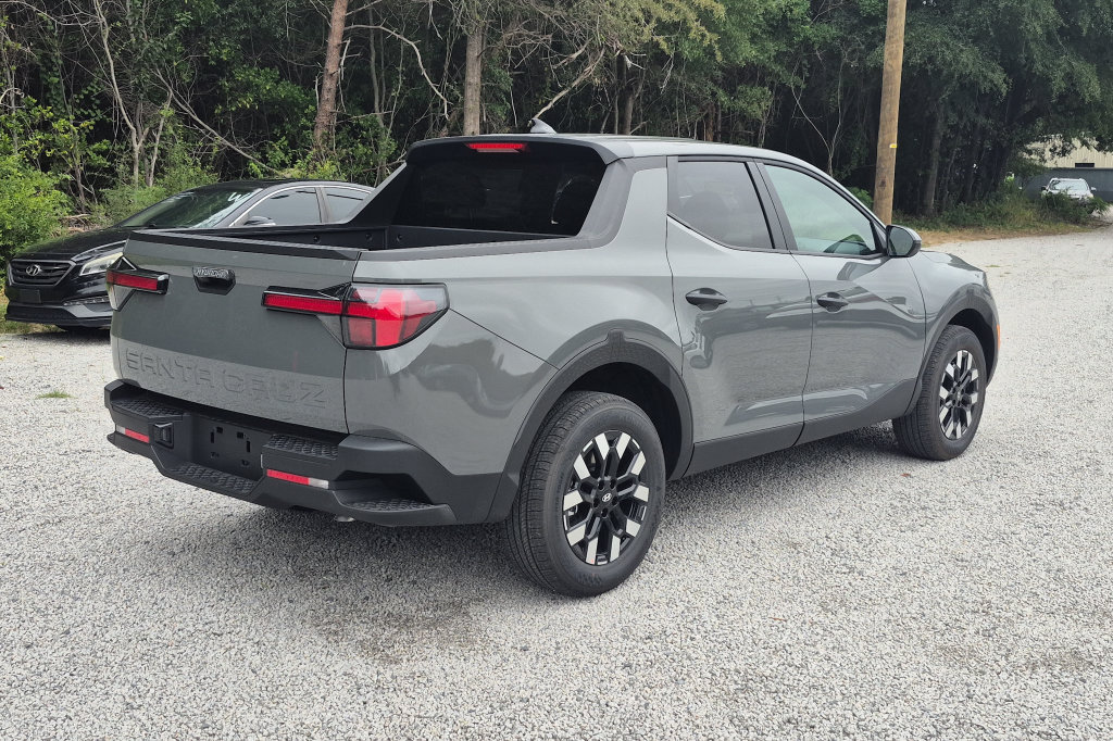 New 2027 Hyundai Santa Cruz SE FWD image 5