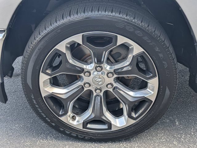 Used 2020 RAM 1500 Limited RWD image 11