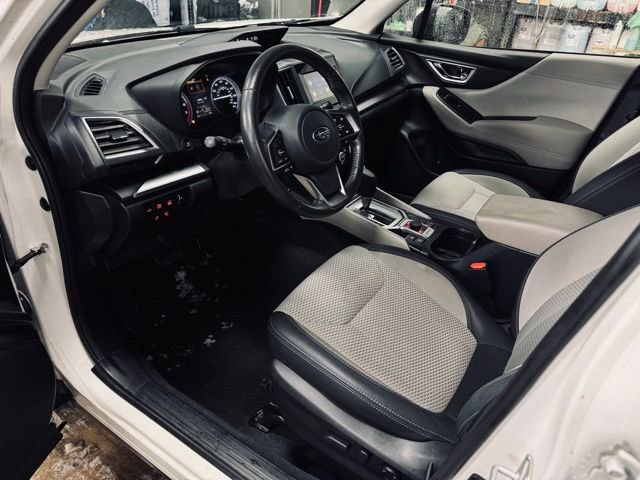 Used 2022 Subaru Forester Premium image 18