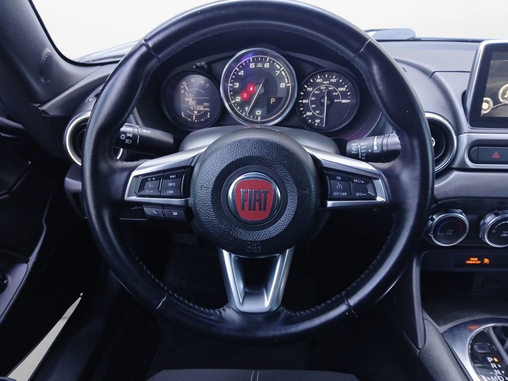 Used 2019 FIAT 124 Spider Classica w/ Technology Group RWD image 21