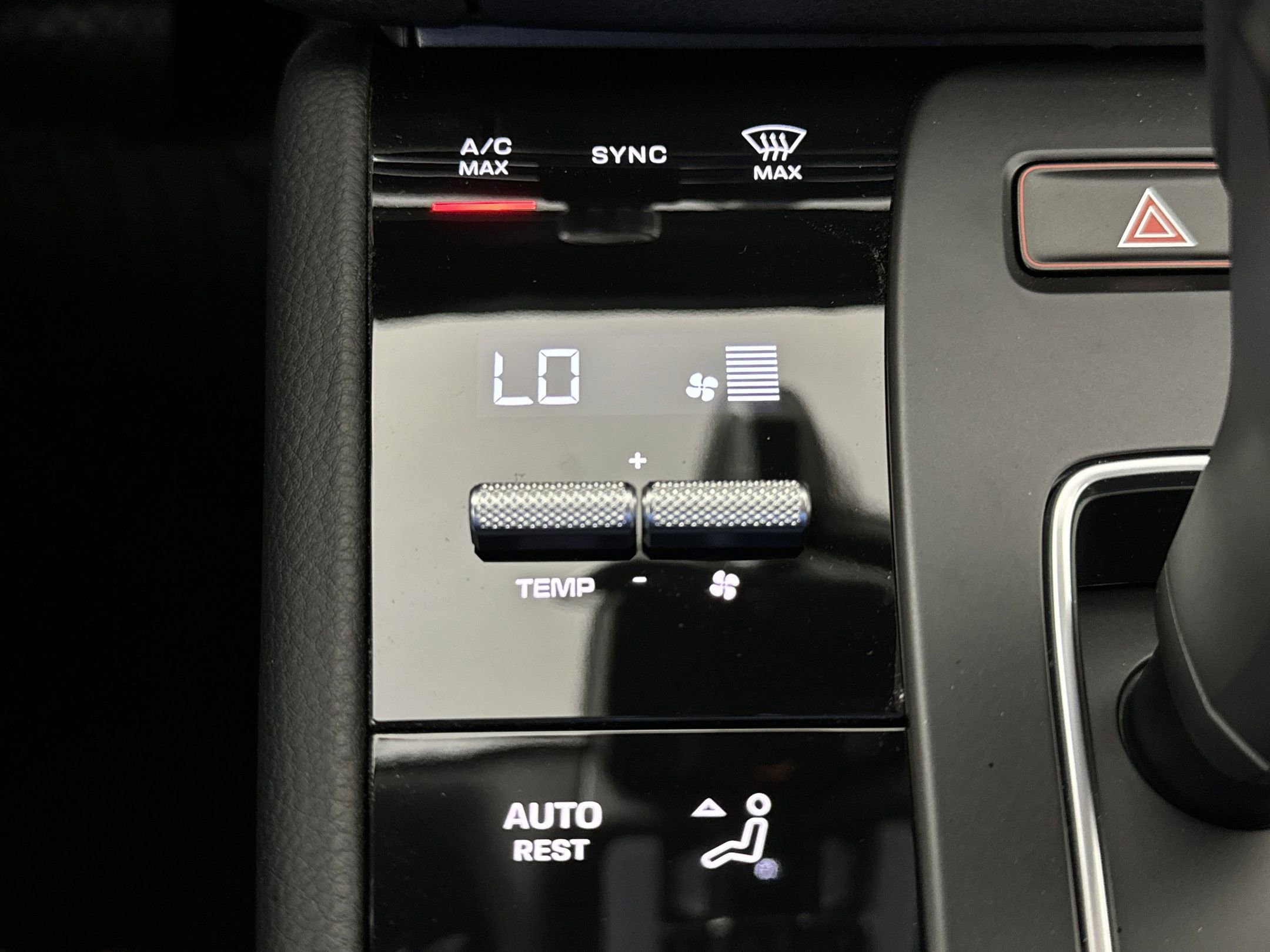 Certified 2025 Porsche Macan S image 21