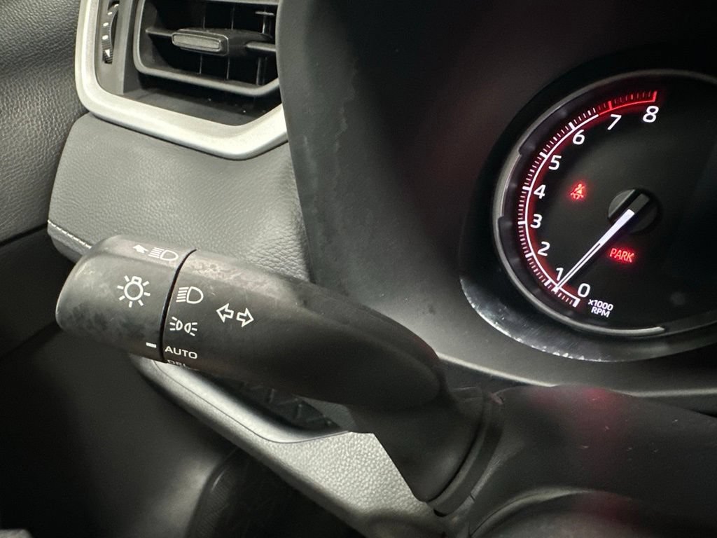 Used 2025 Toyota RAV4 XLE FWD image 21