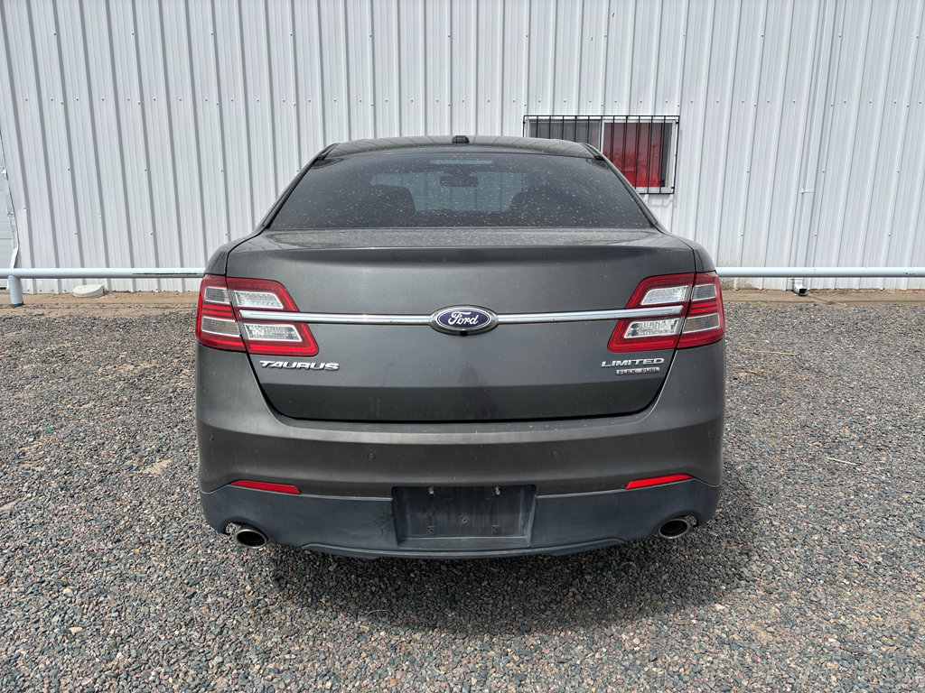 Used 2017 Ford Taurus Limited image 5
