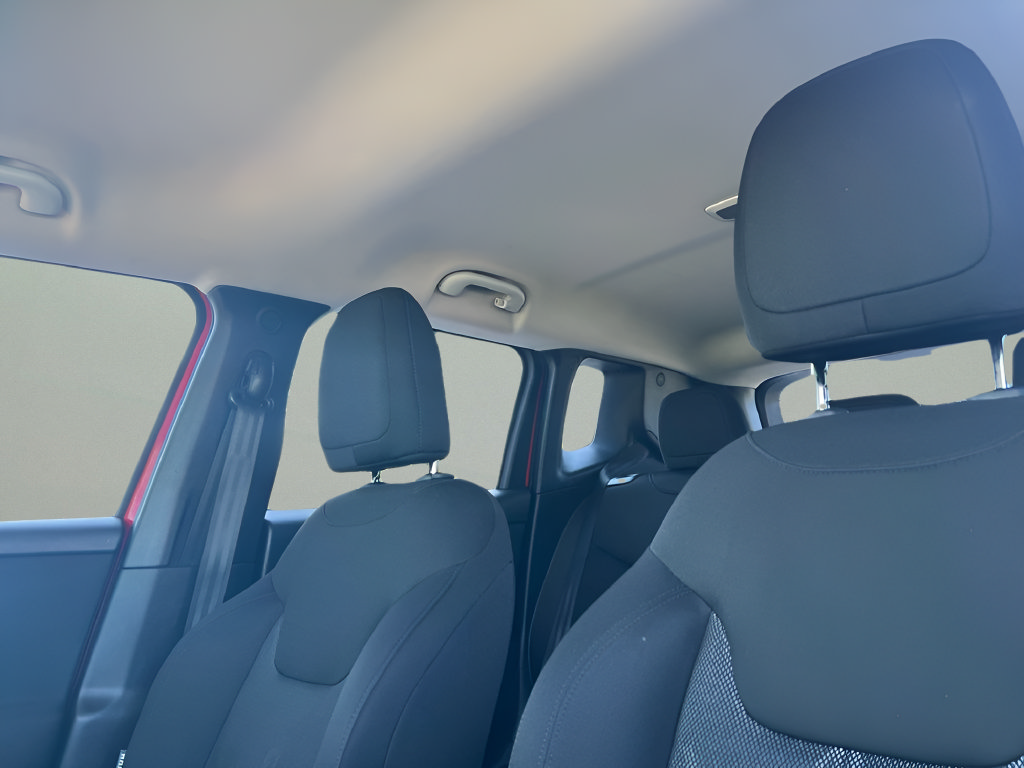 Used 2016 Jeep Renegade Sport w/ Power & Air Group FWD image 15