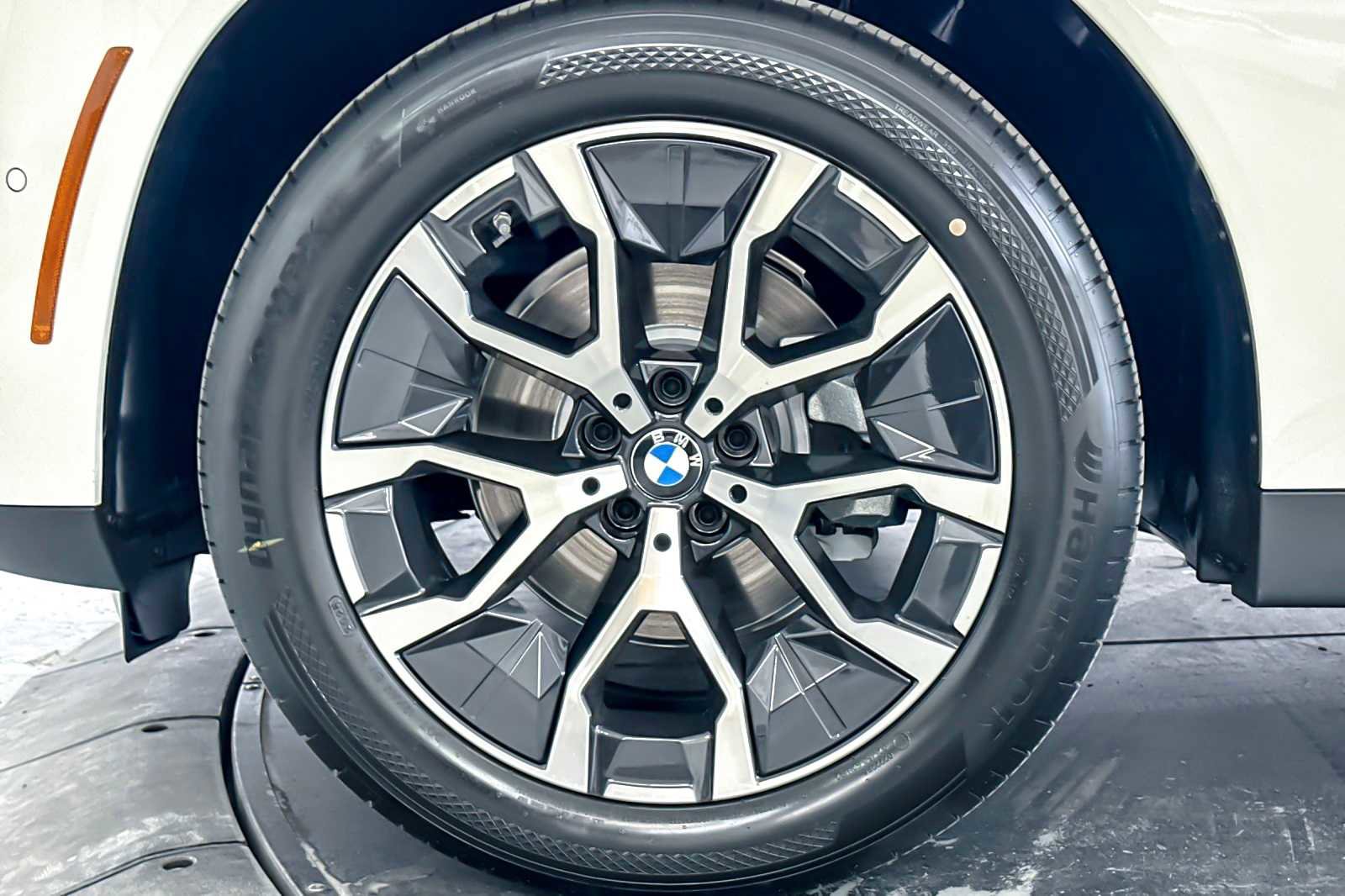 Used 2026 BMW X3 xDrive30 w/ Premium Package image 25