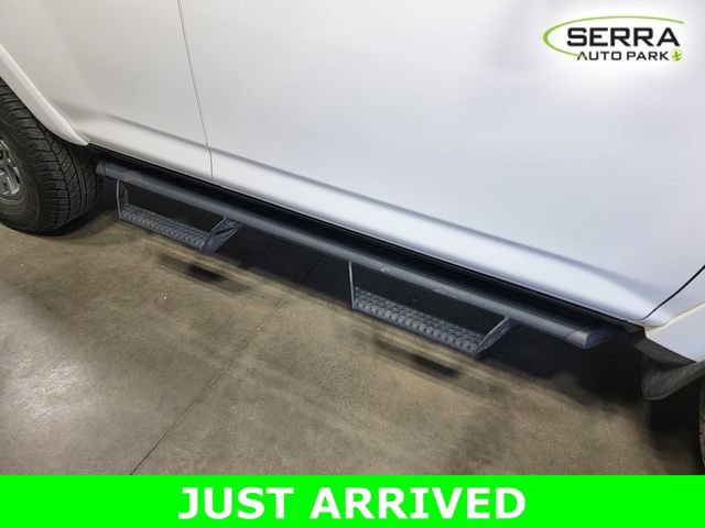 Used 2020 Toyota 4Runner SR5 Premium w/ Moonroof Package AWD/4WD image 36