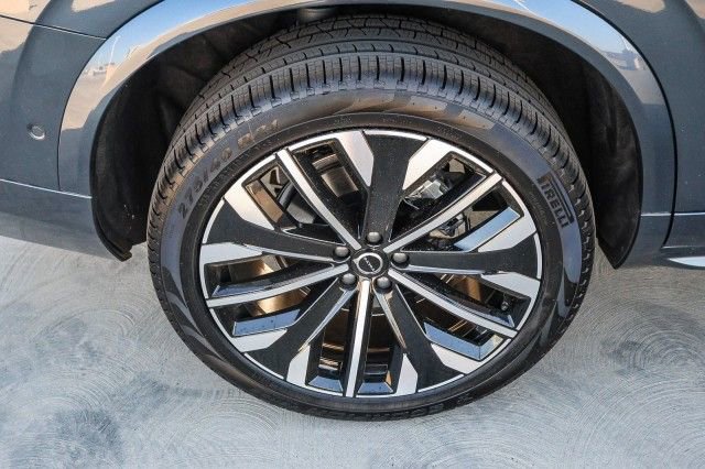 Used 2026 Volvo XC90 B6 Plus w/ Protection Package image 8