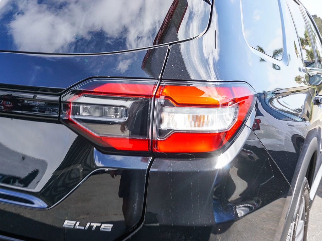 Used 2023 Honda Pilot Elite image 8