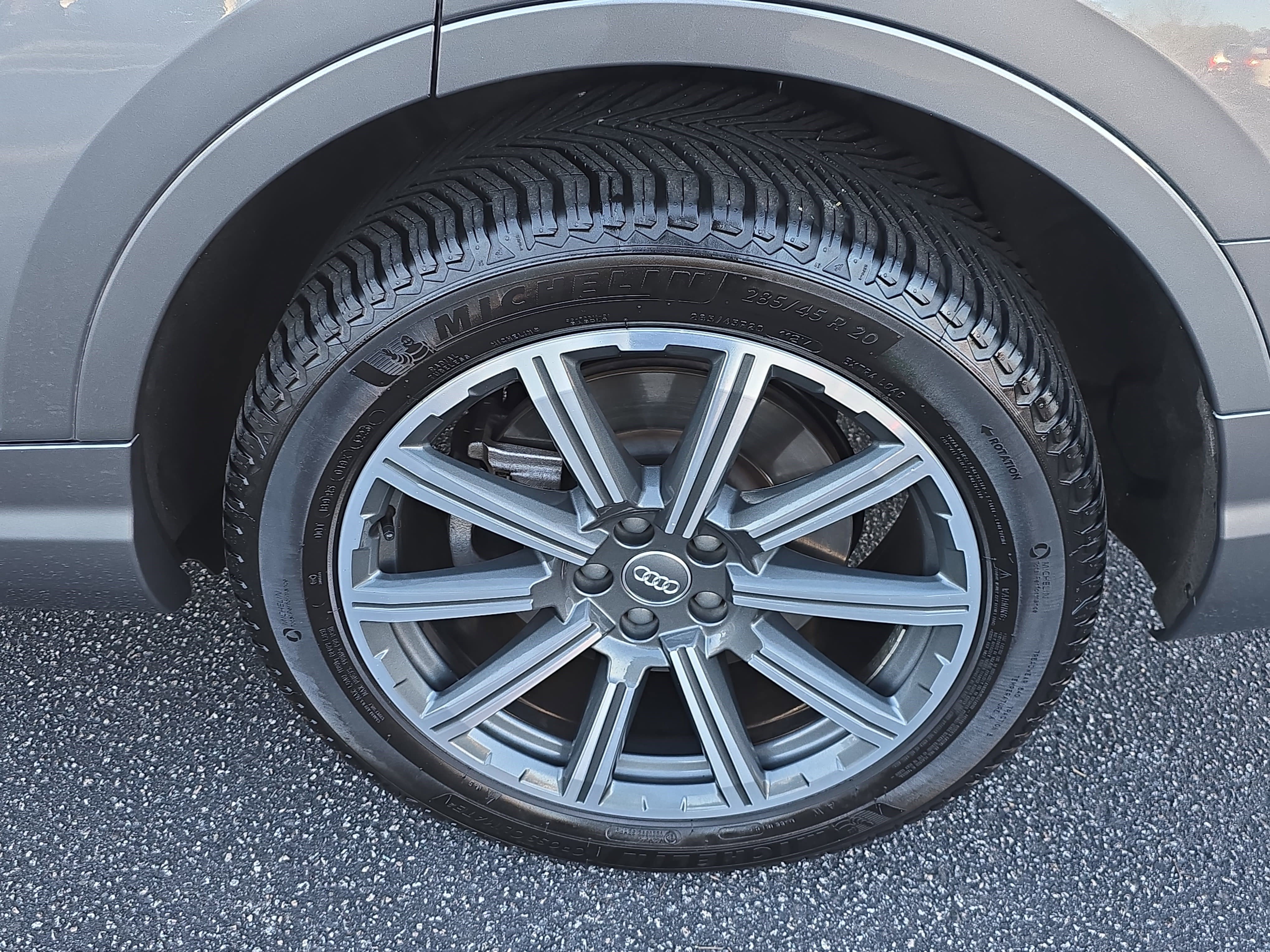 Used 2017 Audi Q7 3.0T Premium Plus image 36