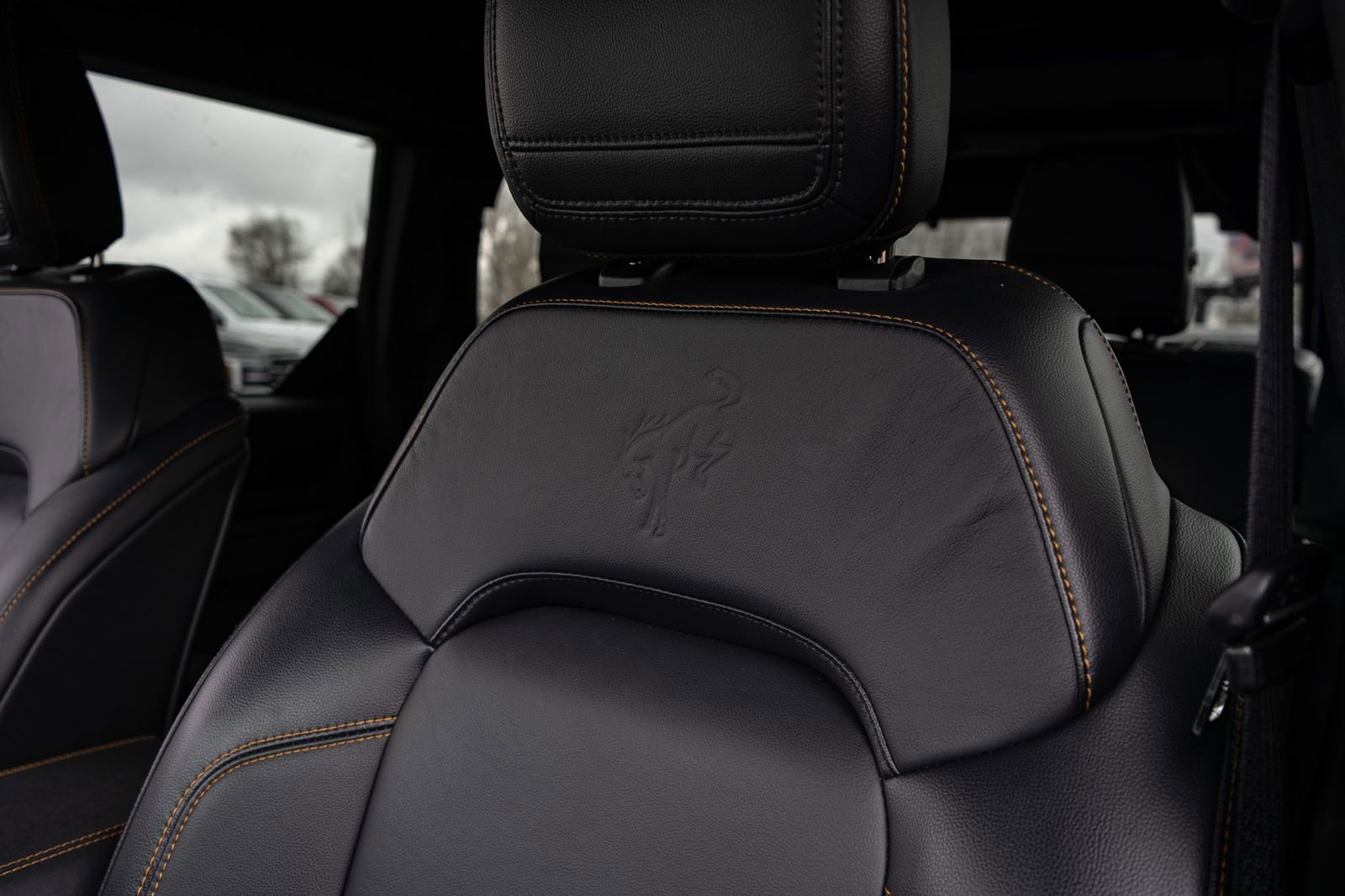 Used 2024 Ford Bronco Badlands image 28