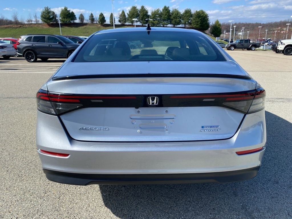 Used 2025 Honda Accord Sport image 4