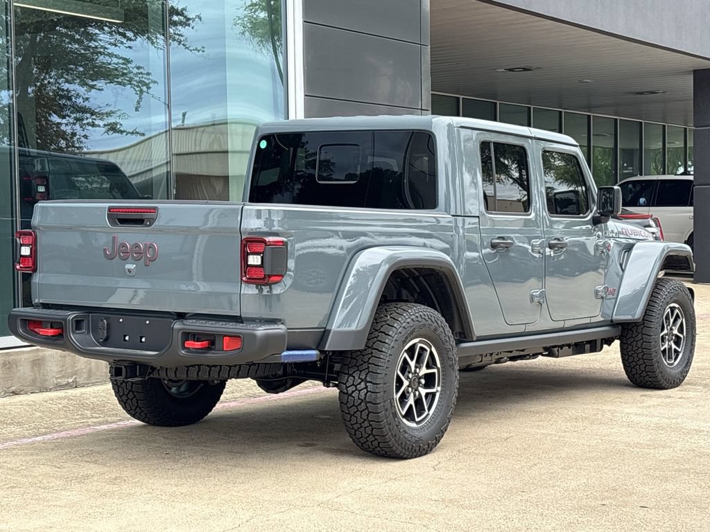 Used 2026 Jeep Gladiator Rubicon w/ Steel Power Dome Hood Package AWD/4WD image 3
