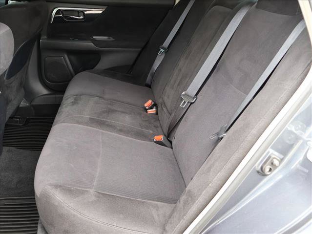 Used 2013 Nissan Altima 2.5 SV FWD image 21