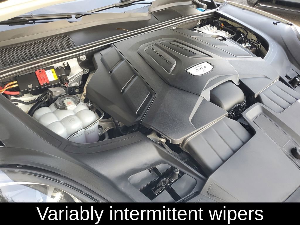 Used 2019 Porsche Cayenne S image 9