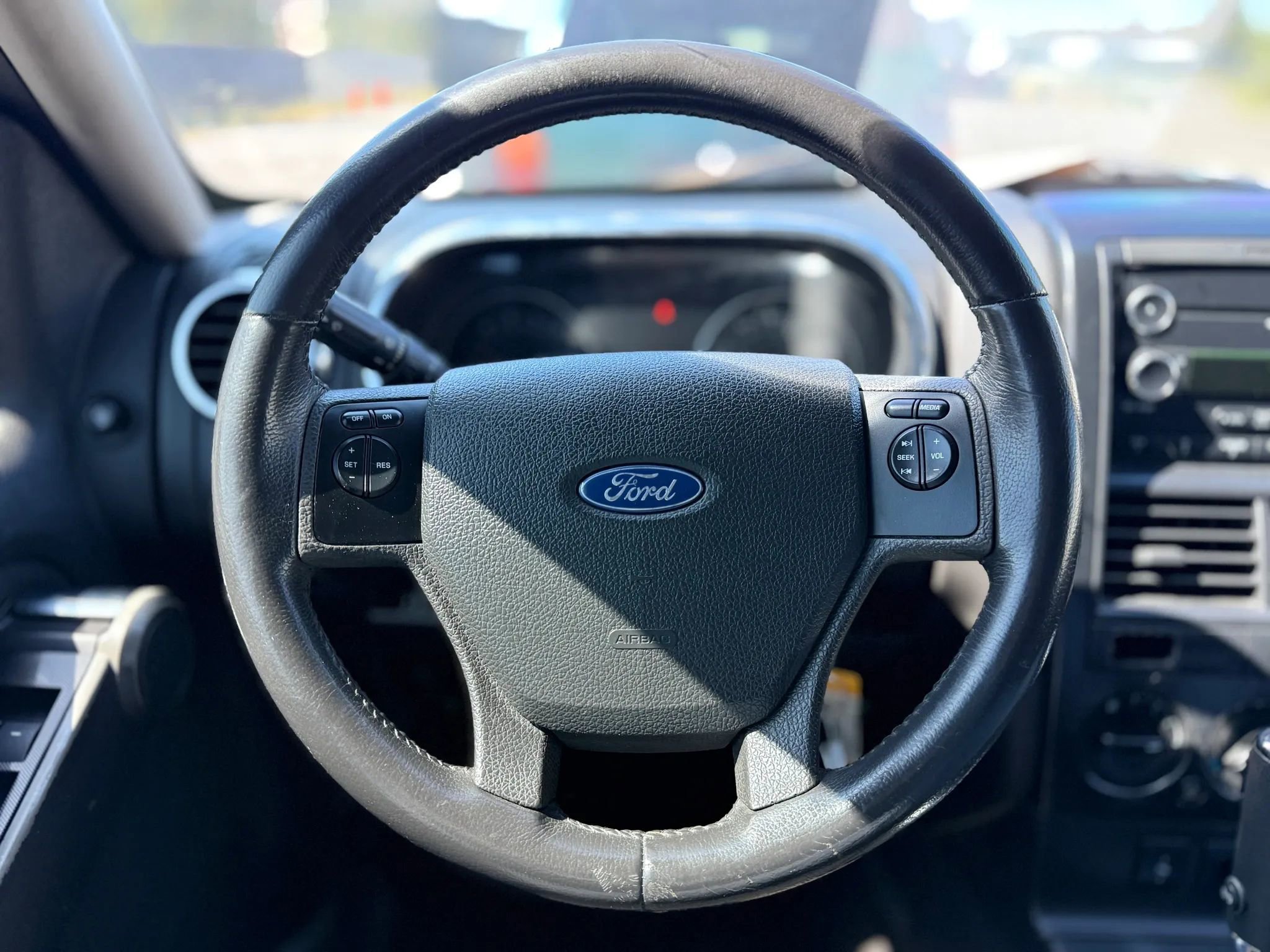 Used 2009 Ford Explorer XLT RWD image 24