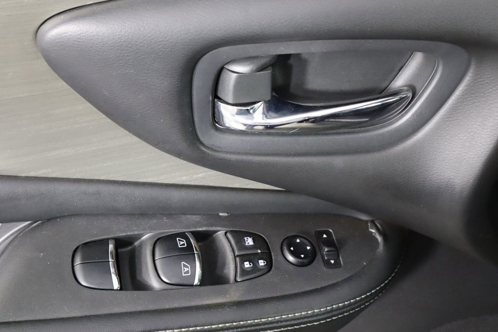 Used 2017 Nissan Murano SL w/ SL Technology Package AWD/4WD image 22