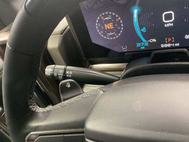 Used 2025 GMC Hummer EV 2X image 18