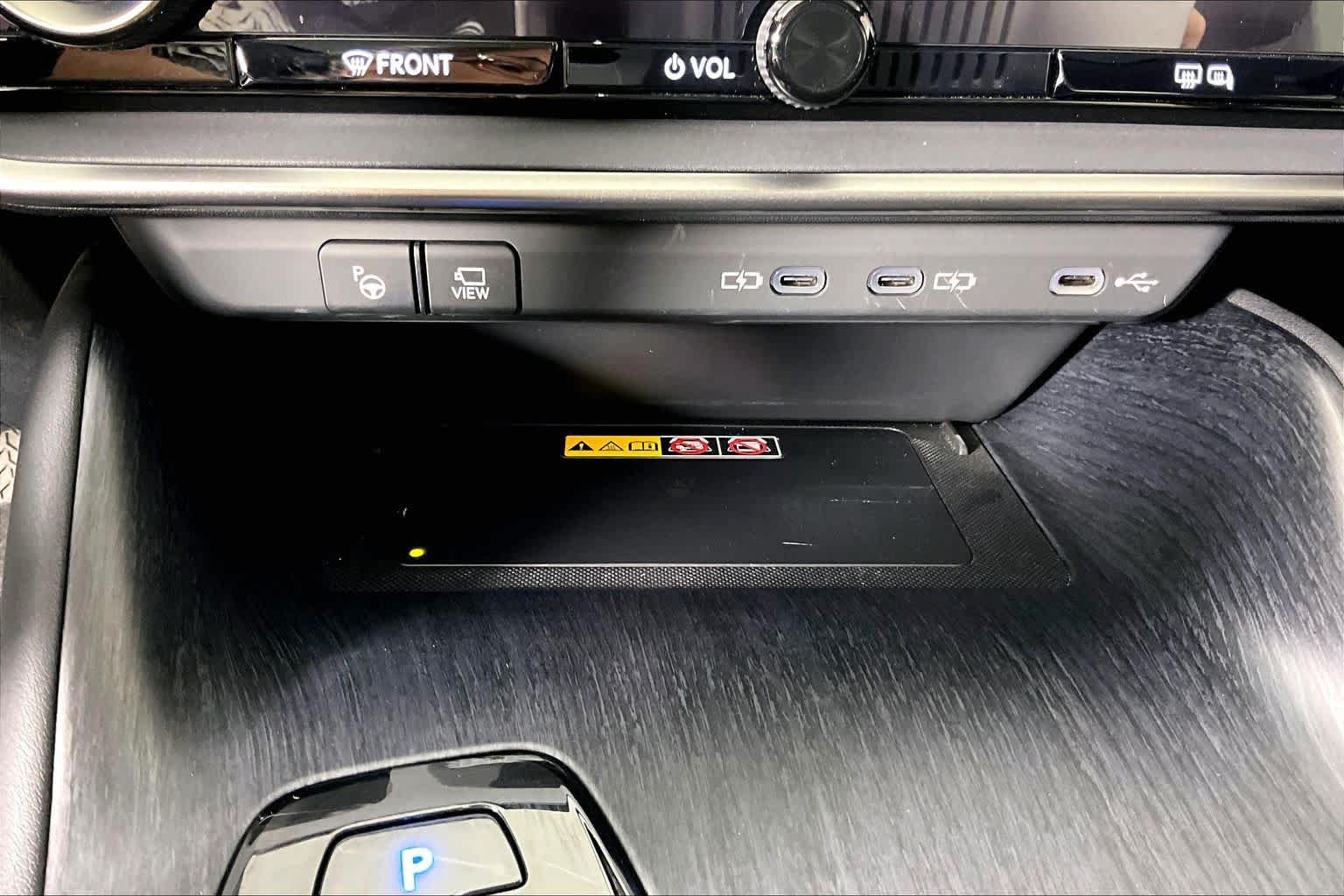 Certified 2023 Lexus RZ 450e Premium w/ Accessory Package (Z1) AWD/4WD image 32