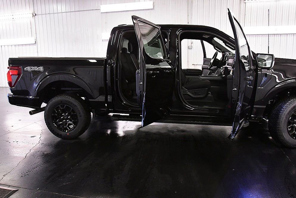 New 2026 Ford F150 XLT w/ Equipment Group 302A MID image 35