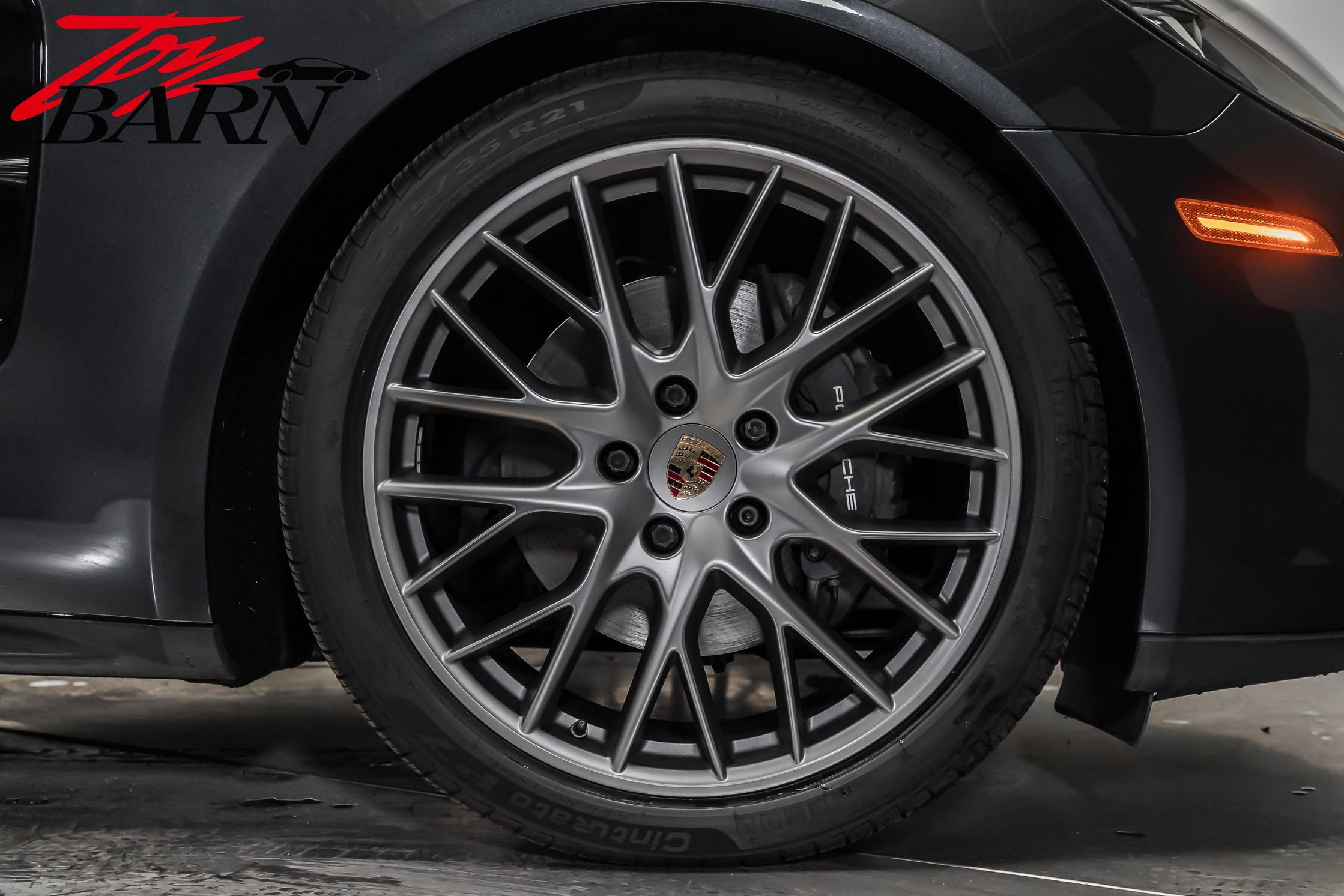 Used 2018 Porsche Panamera 4 image 16