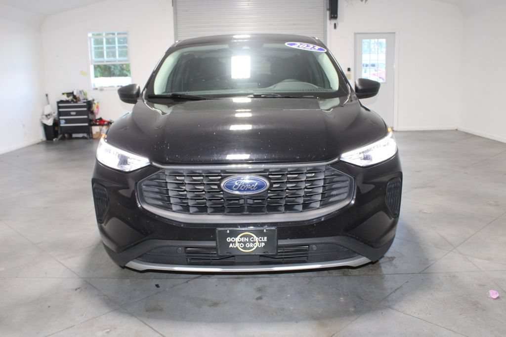 Used 2025 Ford Escape Active AWD/4WD image 46