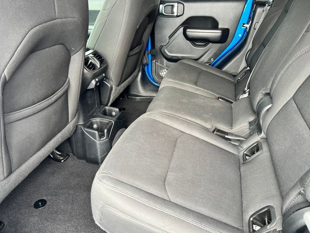 Used 2021 Jeep Gladiator Willys image 13