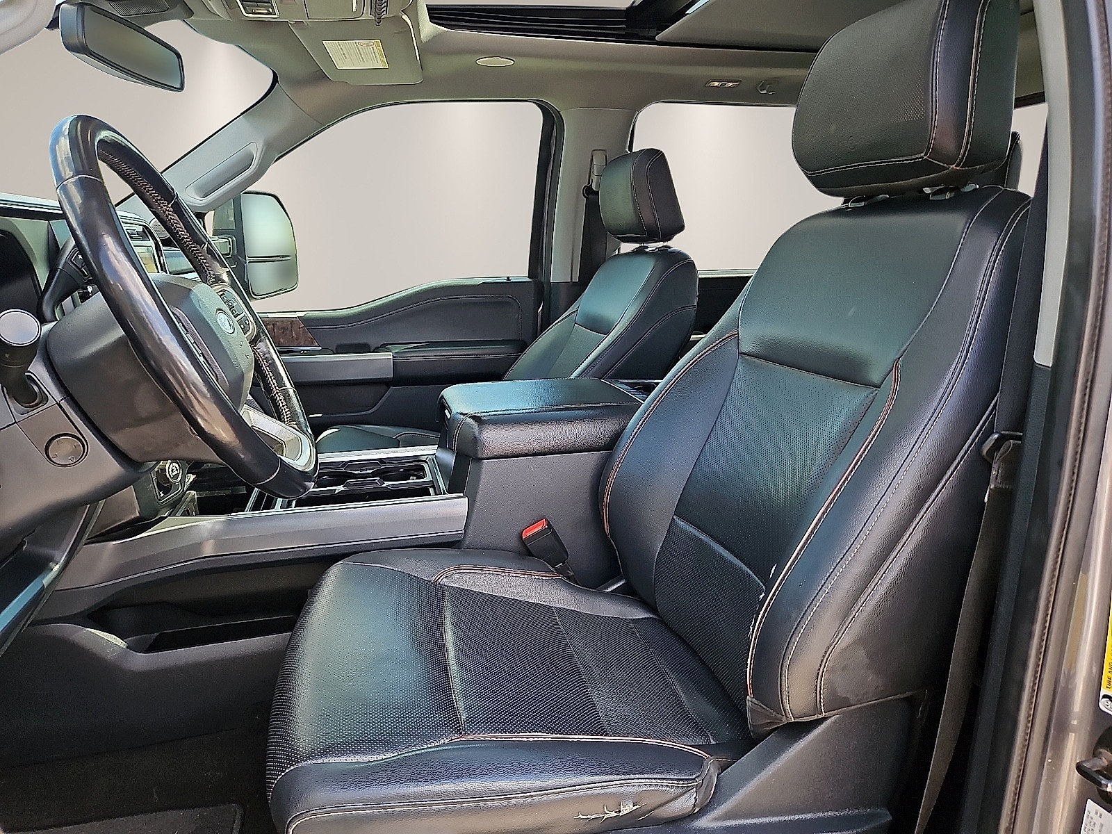 Used 2023 Ford F250 Lariat w/ Lariat Ultimate Package AWD/4WD image 14