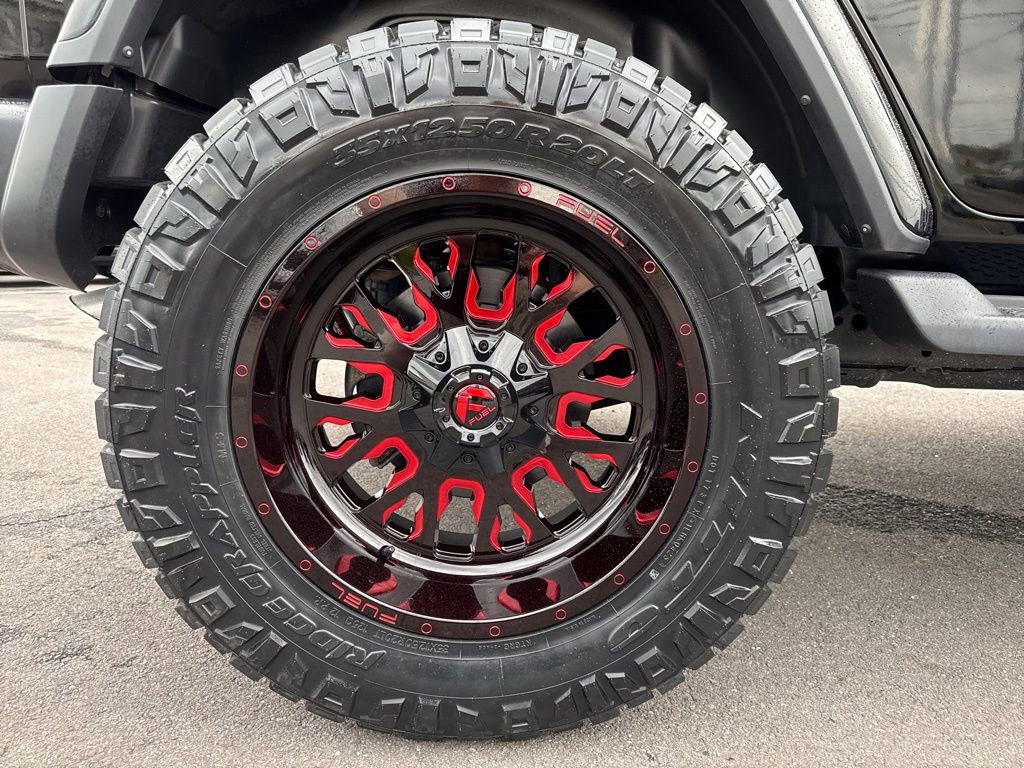 Used 2020 Jeep Wrangler Unlimited Sahara image 11