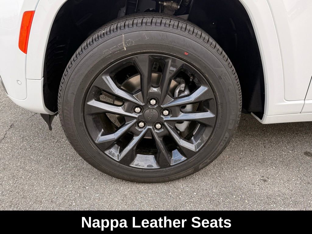 New 2026 Jeep Grand Cherokee Limited Reserve image 32